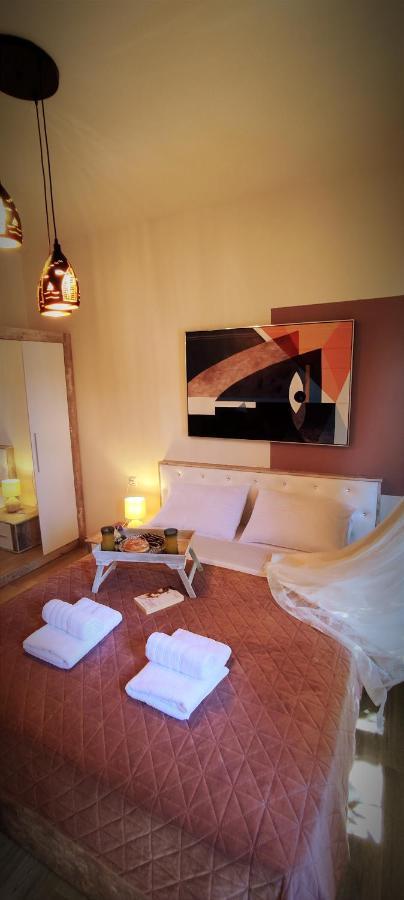 Central Quiet Beauty -Kiki Vólos Extérieur photo